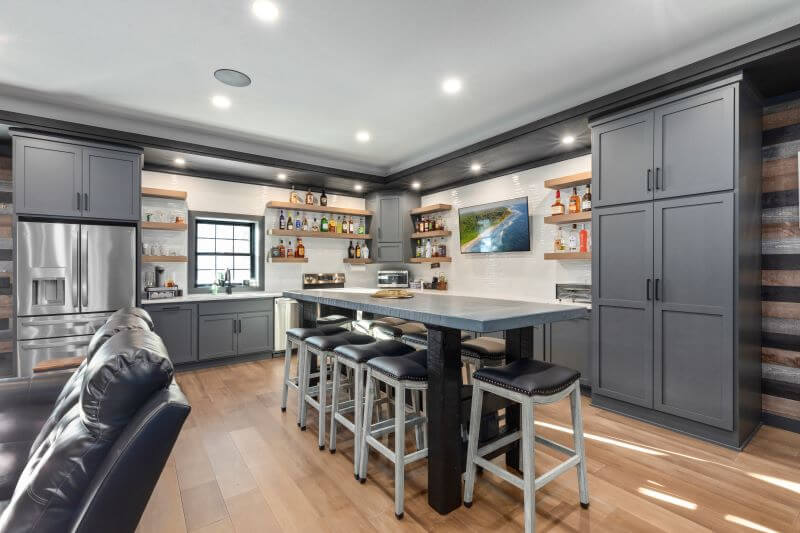 kitchen with in ceiling lights